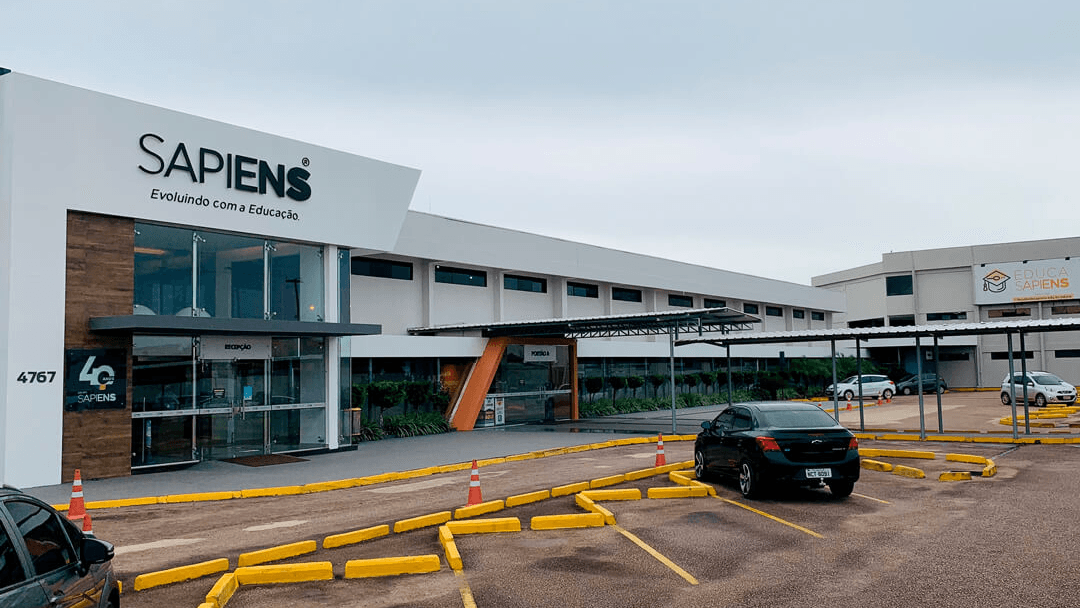 Faculdade e Colégio Sapiens